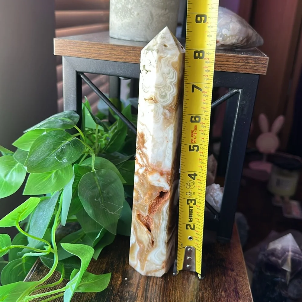 Honey Calcite Tower - Picture 4 of 5